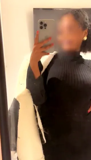 Dilara, 25