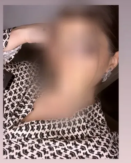 Helena, 29