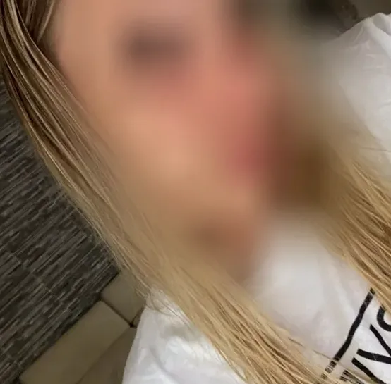 Helena, 20