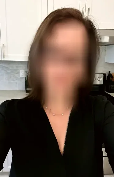 Jana, 38