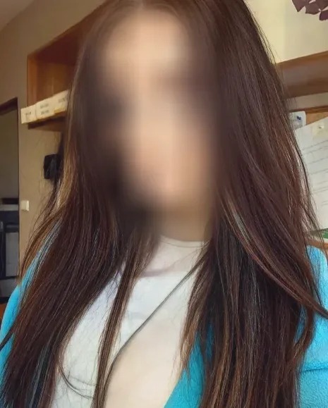 Leyla, 27