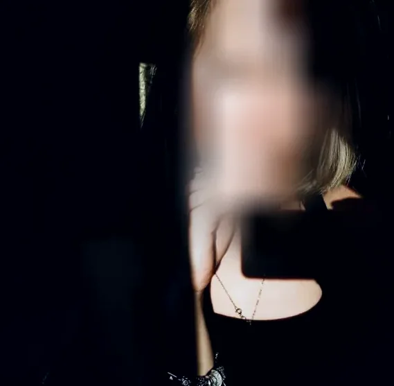 Marina, 28