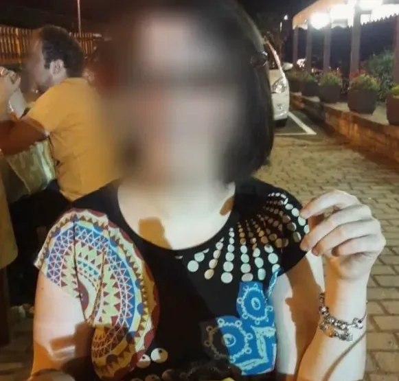 Melanie, 32