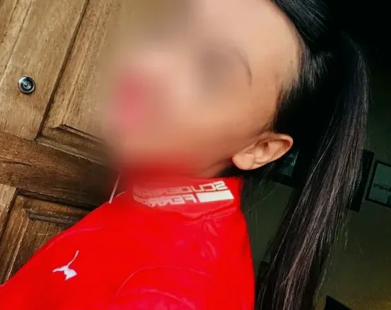 Rebecca, 26