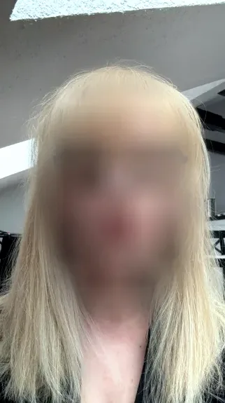 Theresa, 27