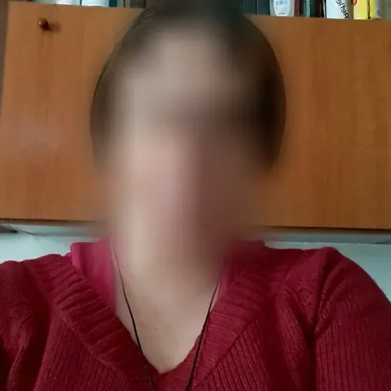 Yvonne, 40
